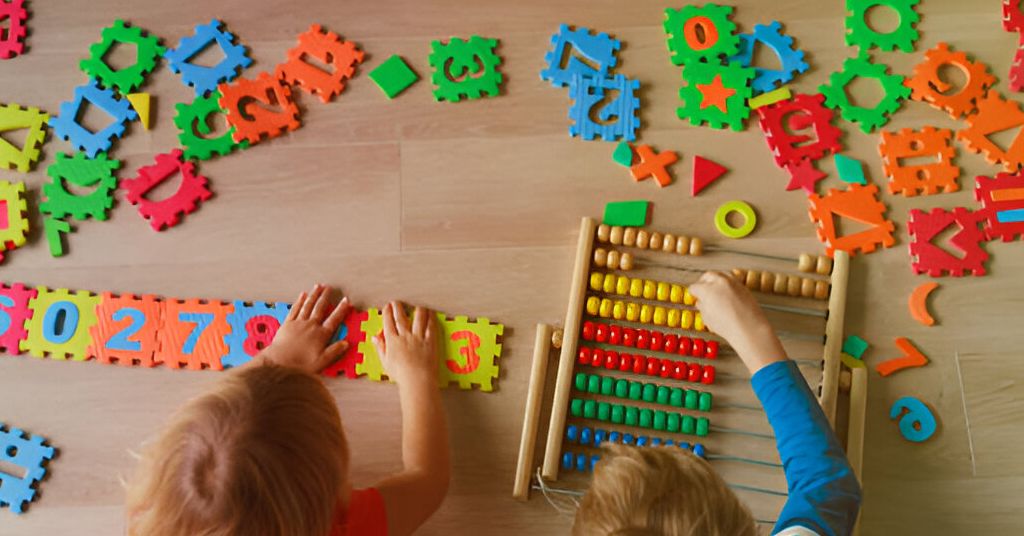 How Puzzles Can Support STEM Learning in Children